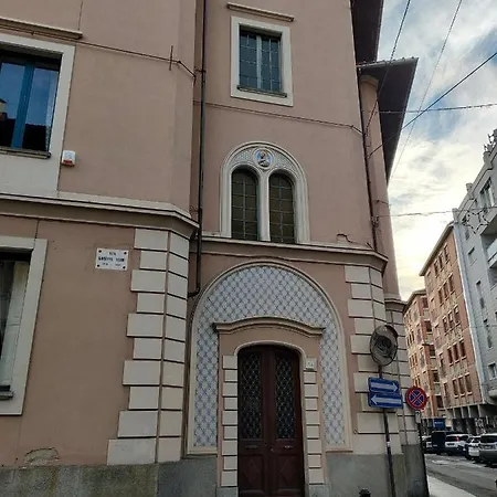 Centro Storico-appartamento Di Pregio 5 Stelle * Asti